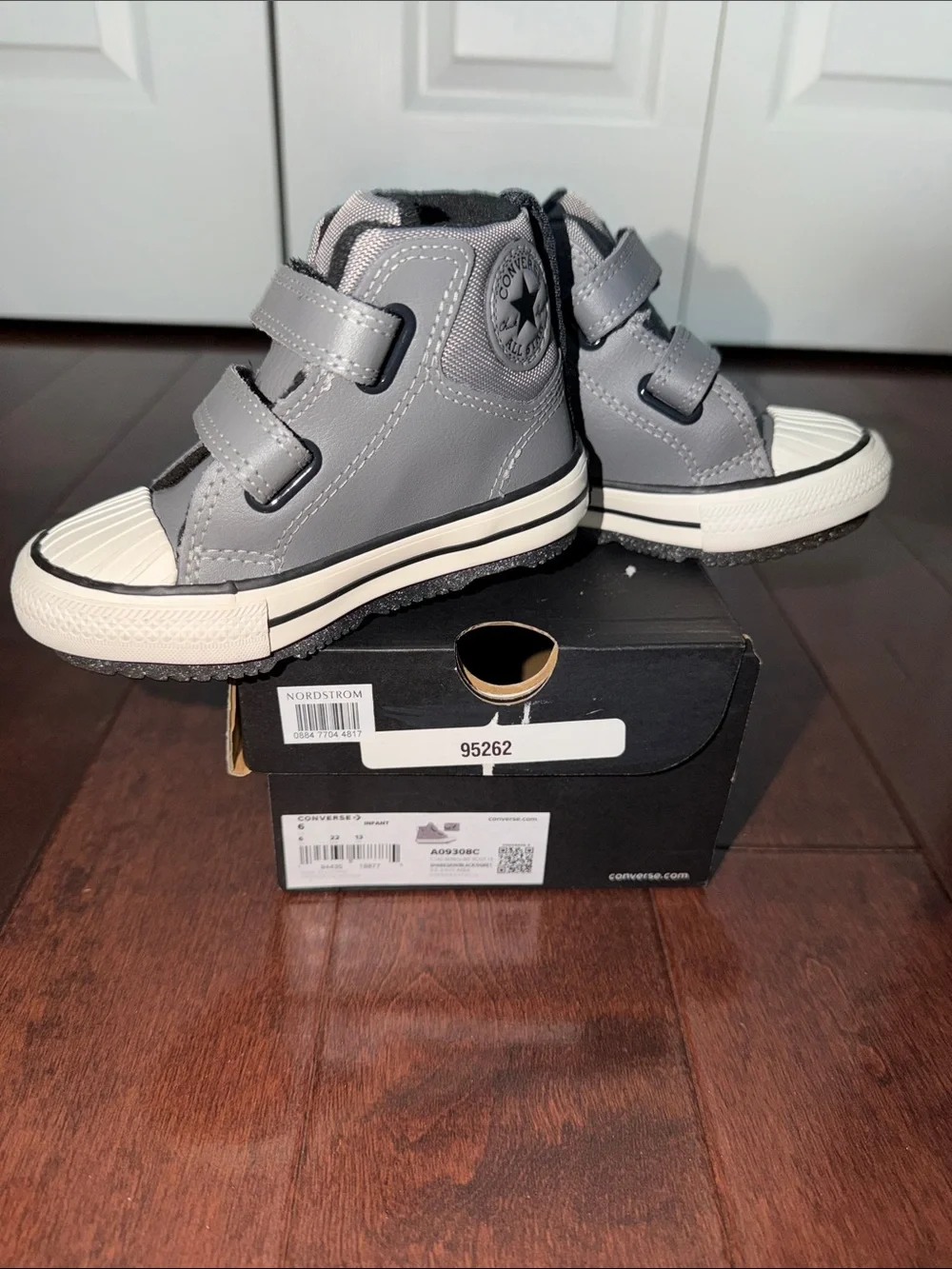 Converse Chuck Taylor All Star Water-Repellent Berkshire Easy-On Boot runners